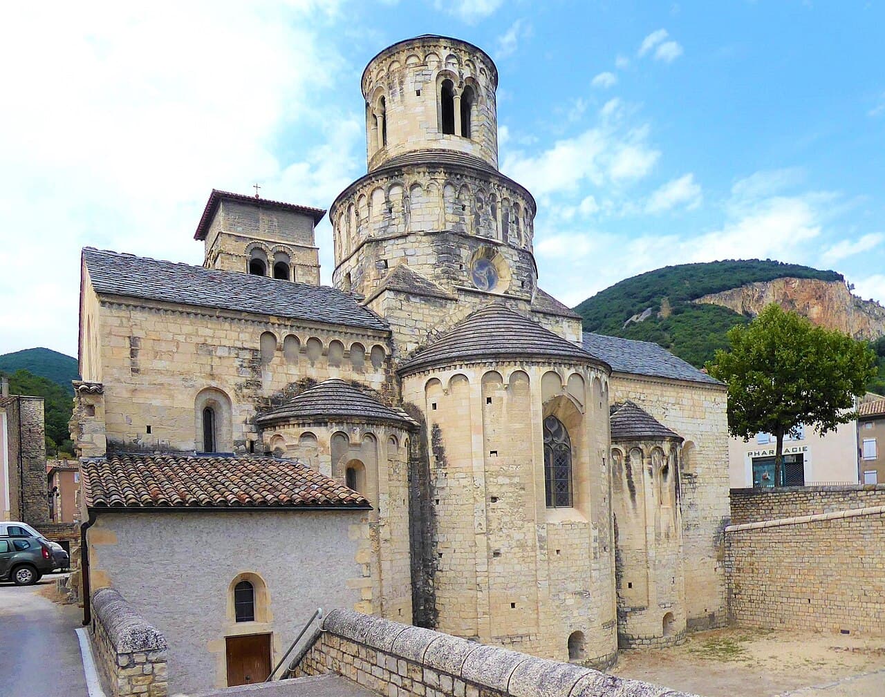 Abbatiale Sainte-Marie de Cruas