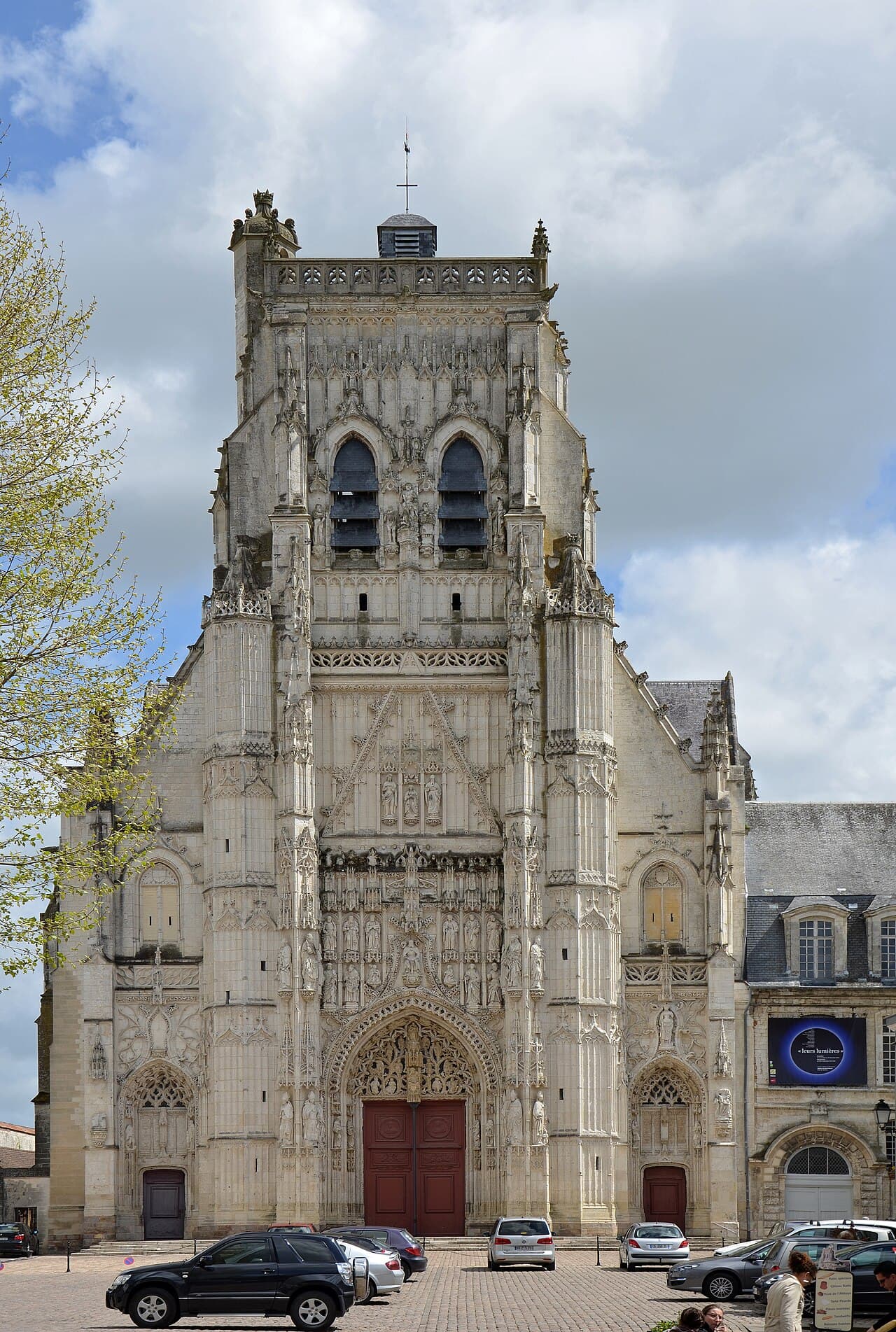 Abbaye de Saint-Riquier