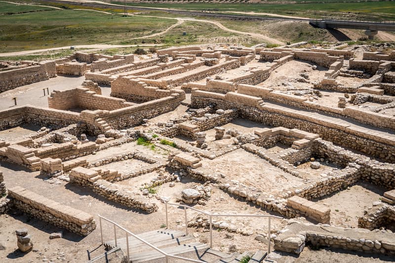 Tels bibliques – Megiddo, Hazor, Beer-Sheba