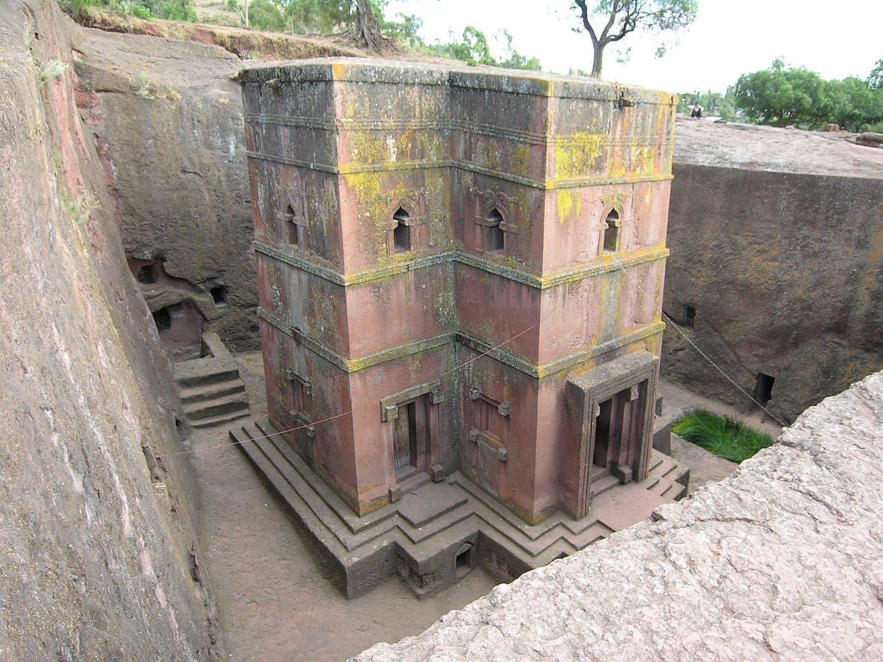 Églises creusées dans le roc de Lalibela