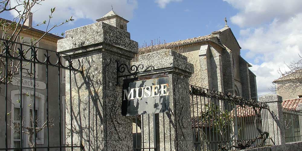 Musée de Paléontologie et d'Archéologie de Vachères