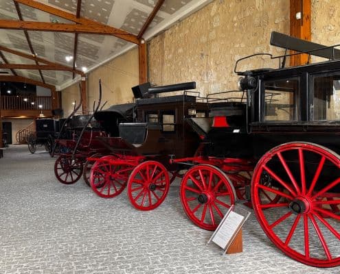 Musée de la voiture à cheval. Au temps des calèches