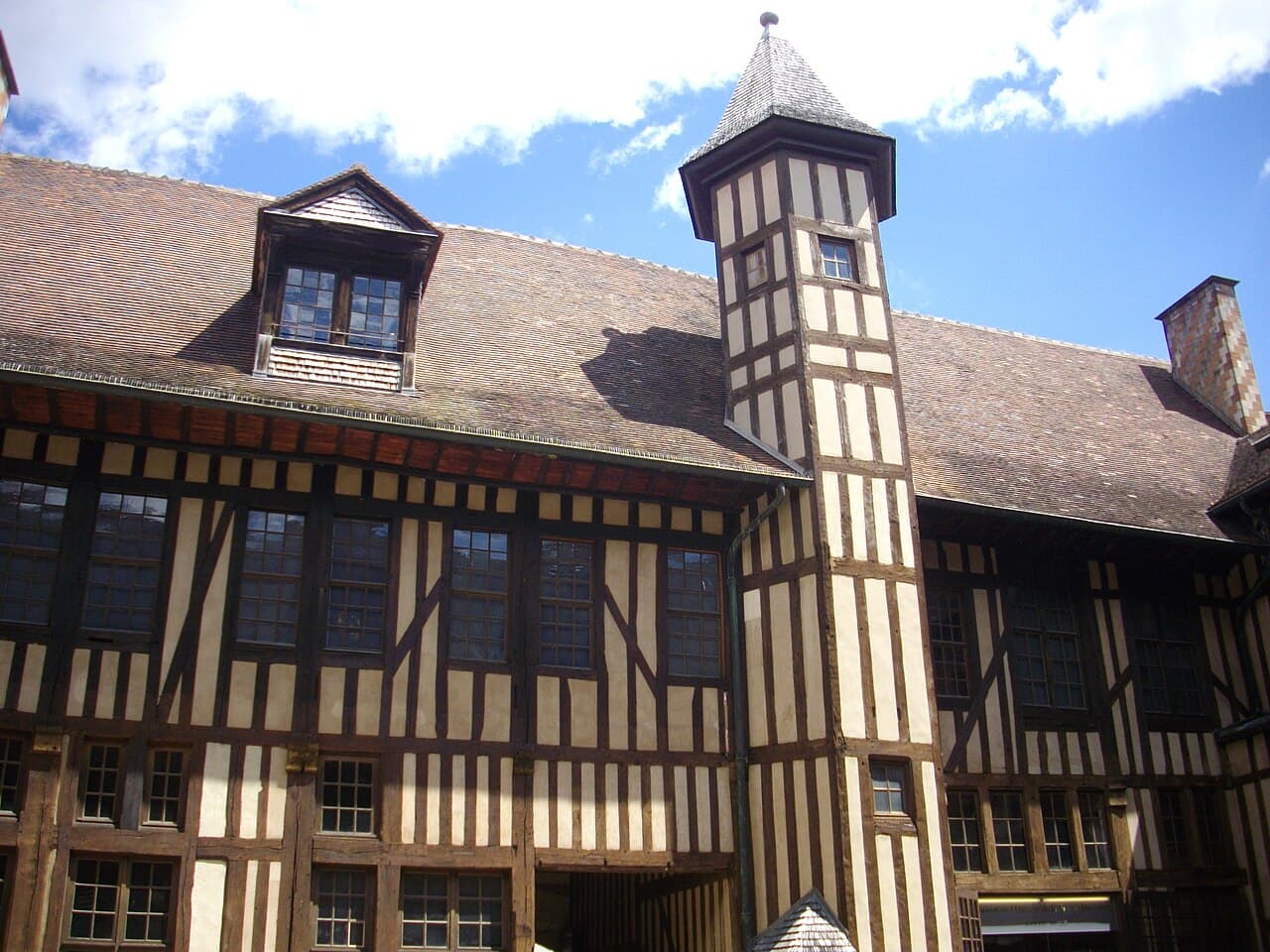 Maison de l'outil et de la pensée ouvrière