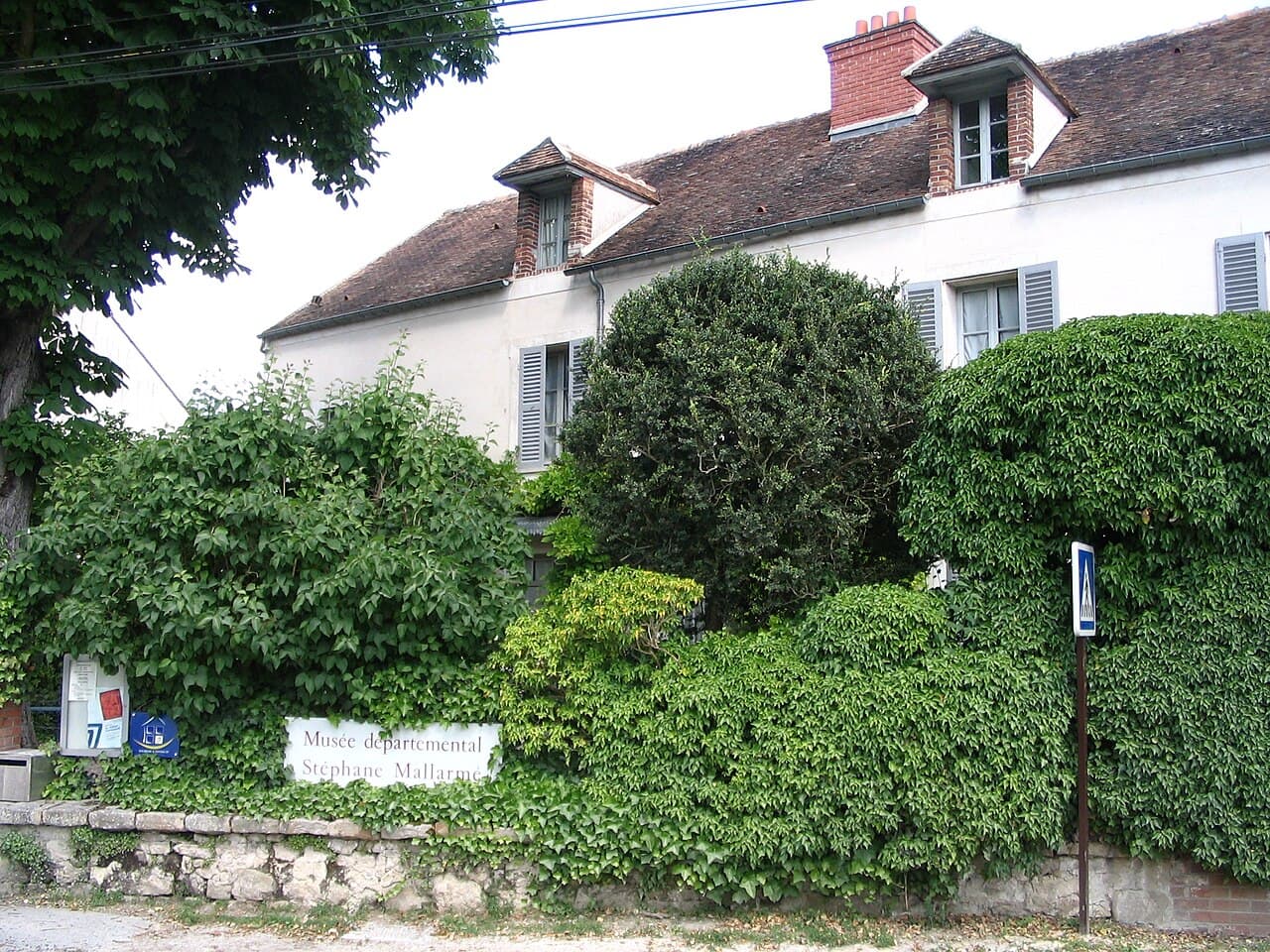 Musée départemental Stéphane Mallarmé