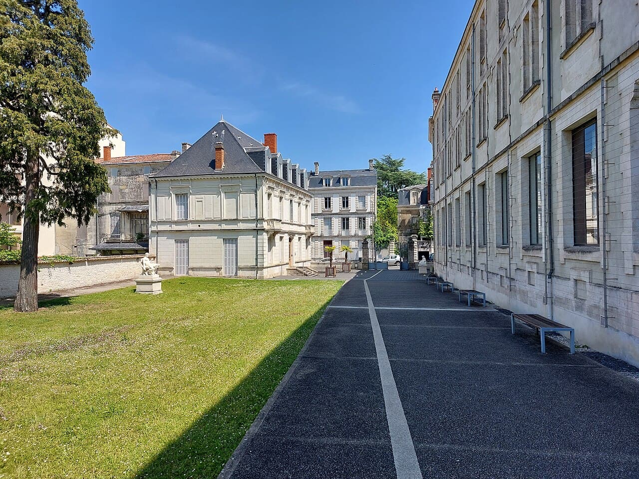 Musée Bernard d'Agesci