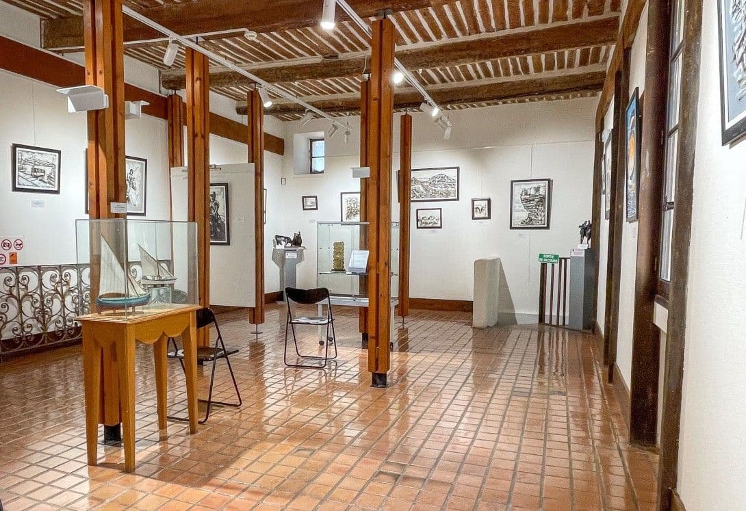 Musée municipal d'arts et traditions populaires