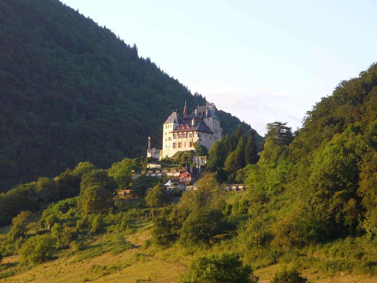 Château de Menthon-Saint-Bernard