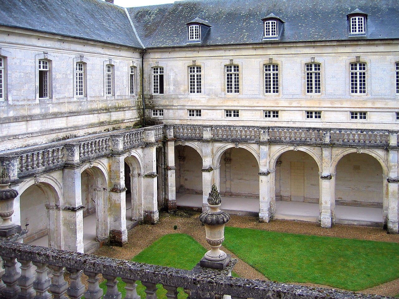 Abbaye du Bec-Hellouin