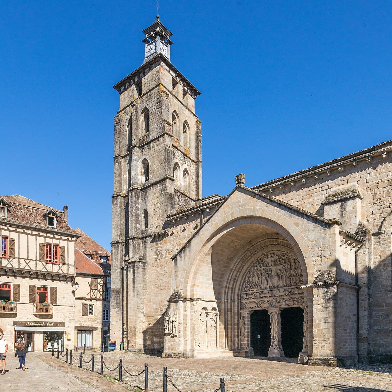 Abbatiale Saint-Pierre de Beaulieu