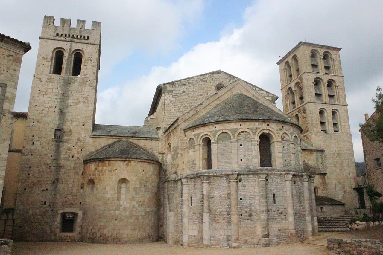 Abbaye de Caunes-Minervois