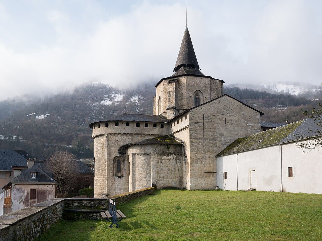 Abbaye de Saint-Savin en Lavedan