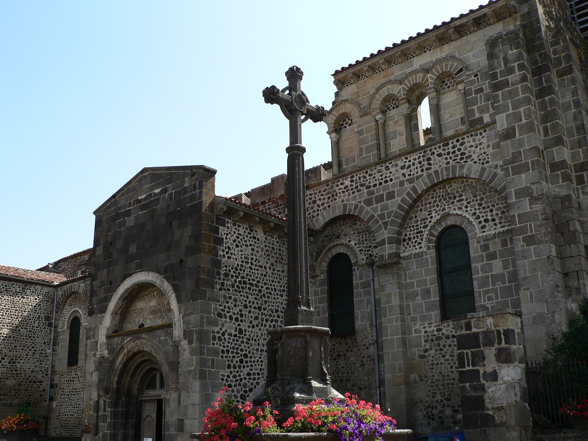 Abbaye de Mozac
