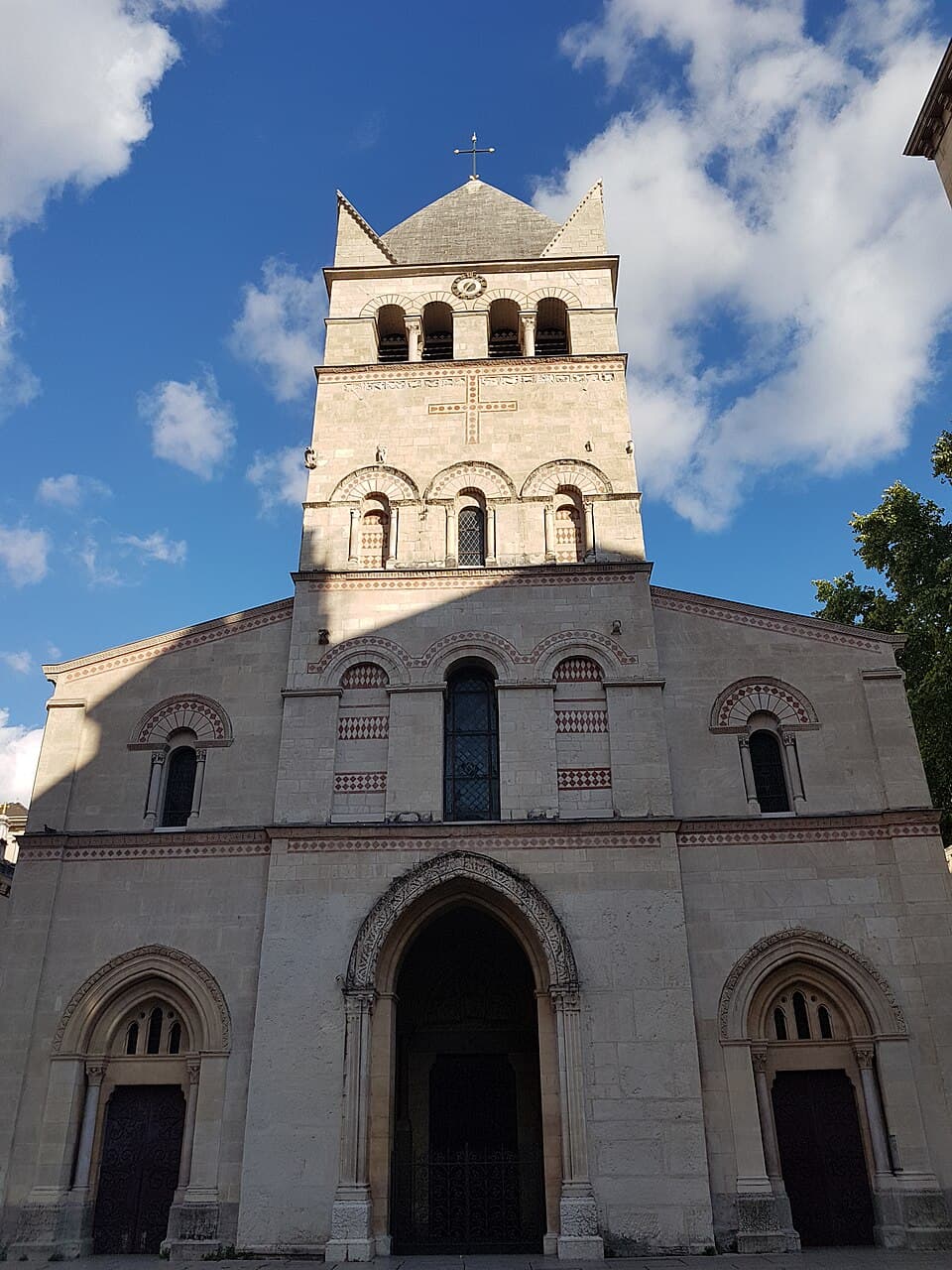 Basilique Saint-Martin d'Ainay