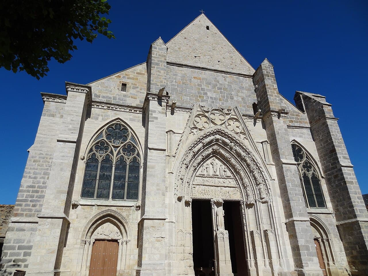 Église Saint-Sulpice-de-Favières