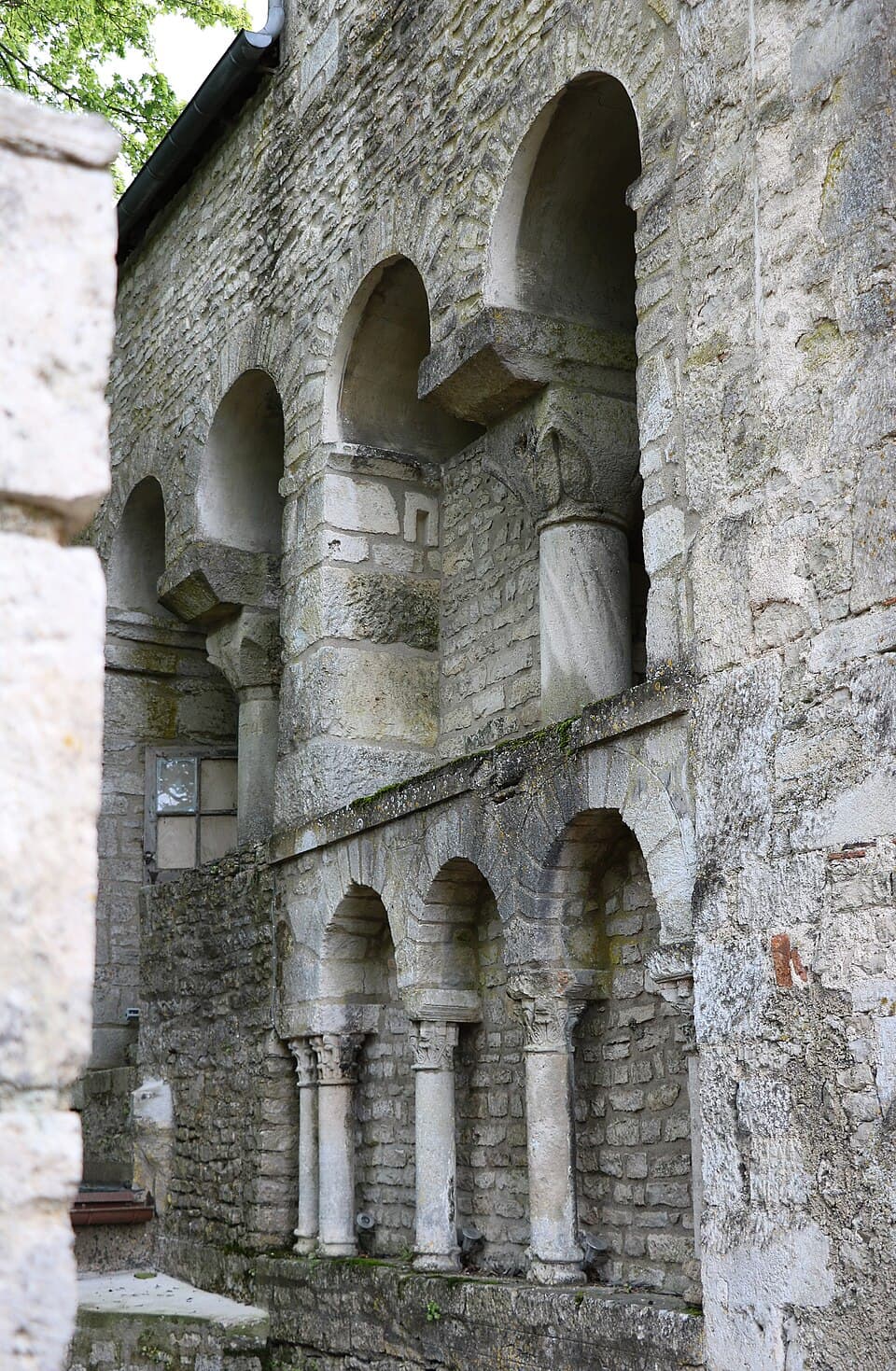 Abbaye Saint-Pierre de Flavigny
