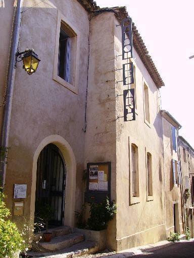 Maison Des Arts Bages