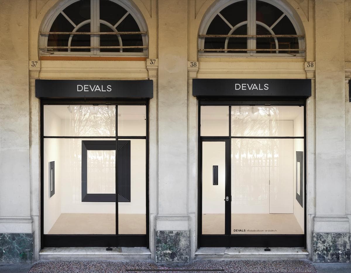 Devals