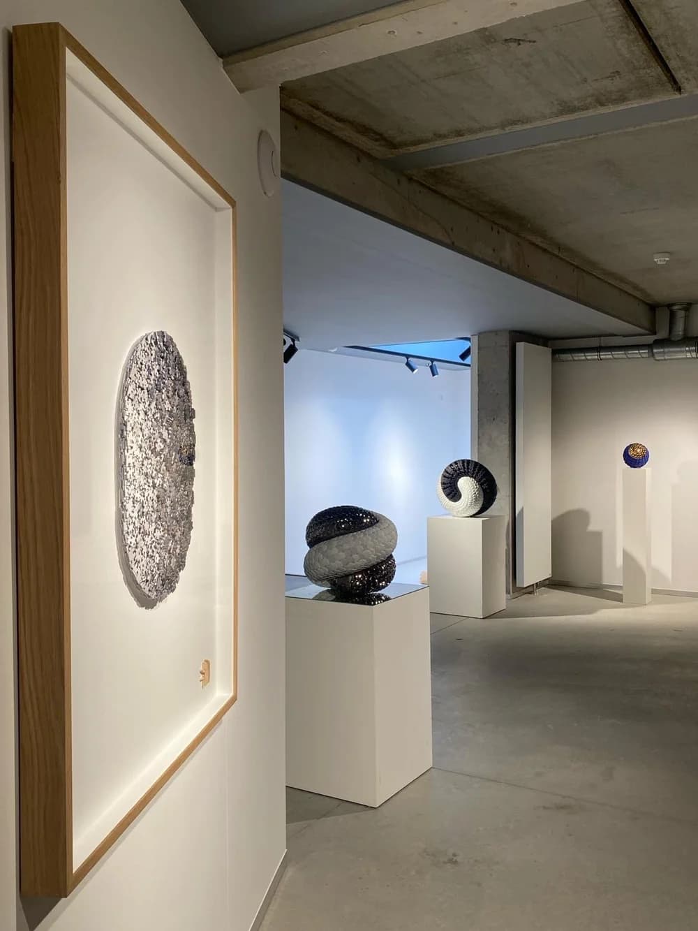 Louis' Dimension Gallery