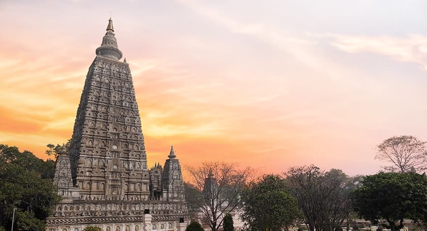 Ensemble du temple de la Mahabodhi à Bodhgaya
