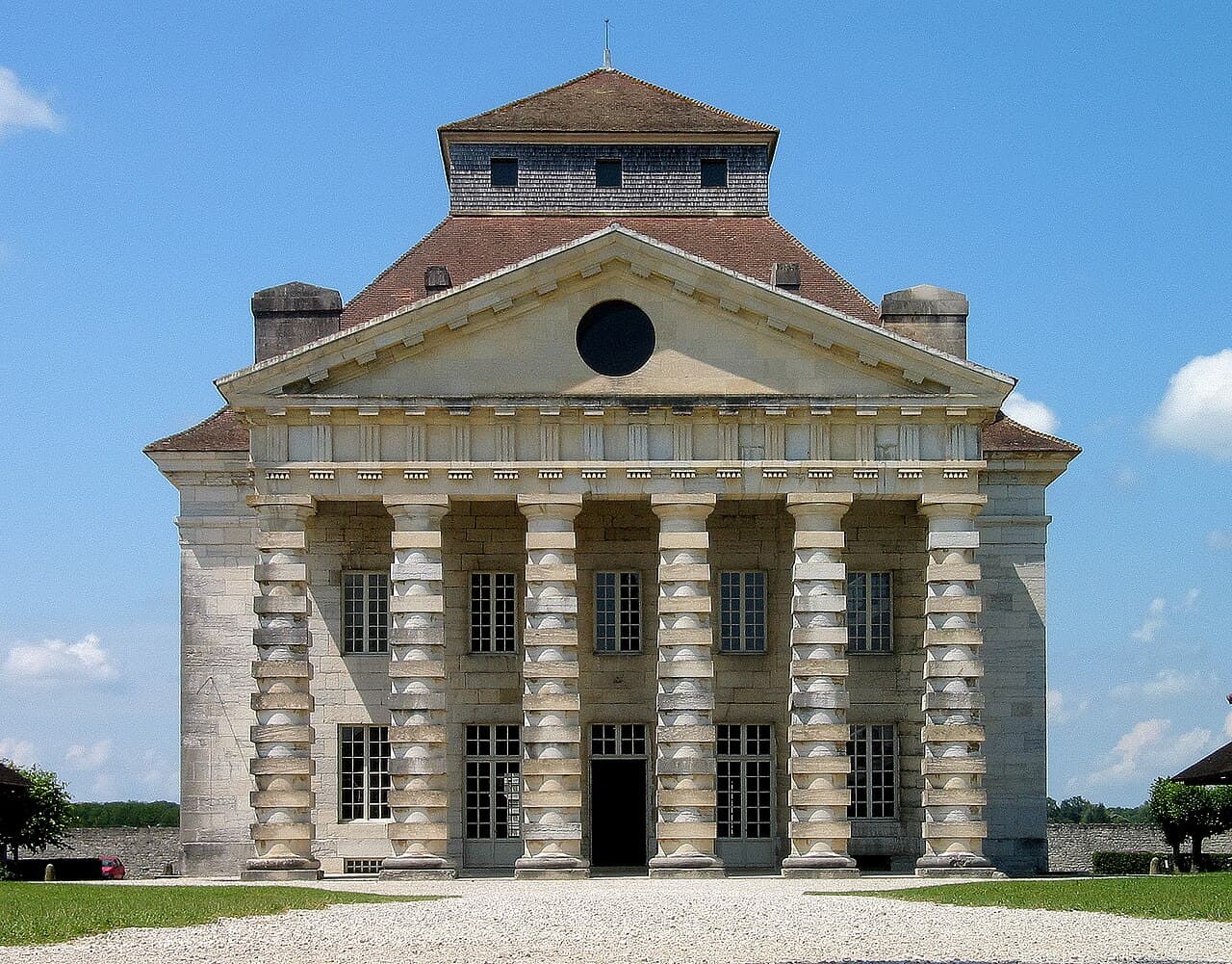 De la grande saline de Salins-les-Bains à la saline royale d'Arc-et-Senans, la production du sel ignigène