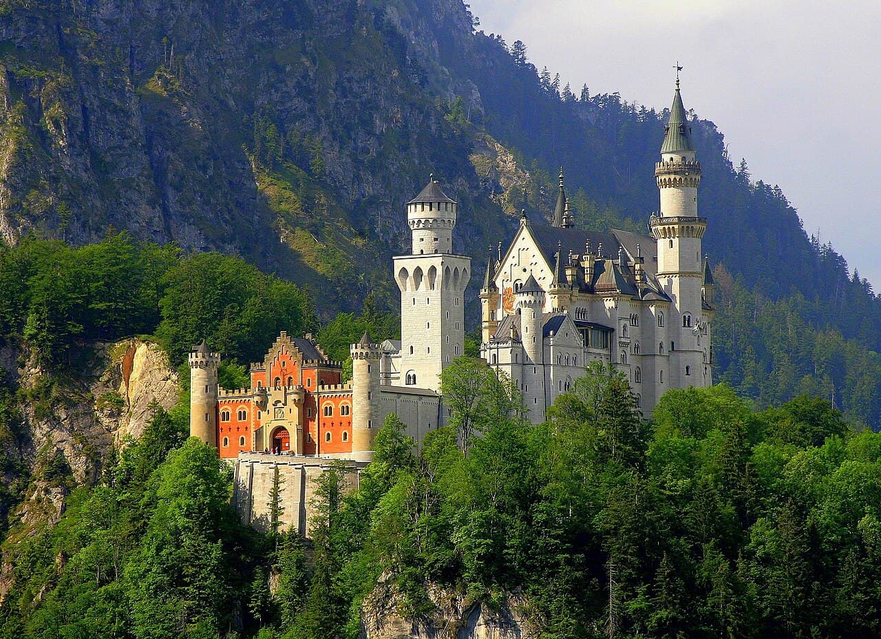 Les châteaux du roi Louis II de Bavière : Neuschwanstein, Linderhof, Schachen et Herrenchiemsee