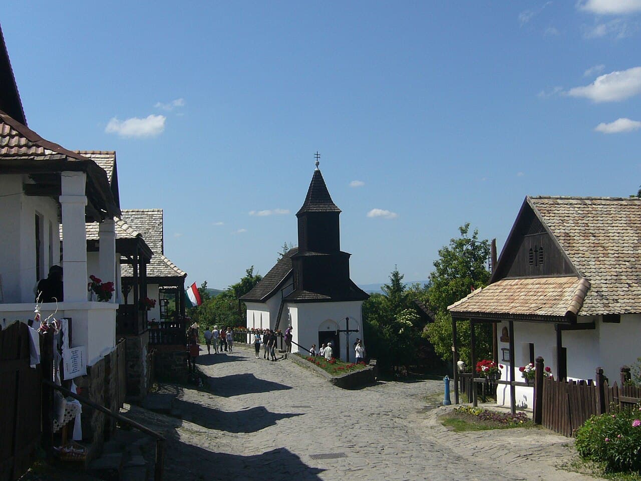 Hollókő, le vieux village et son environnement