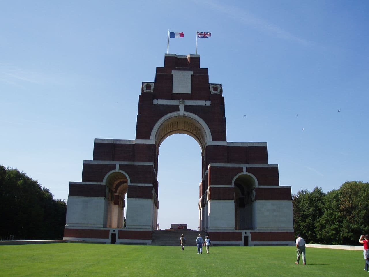 Sites funéraires et mémoriels de la Première Guerre mondiale (Front Ouest)