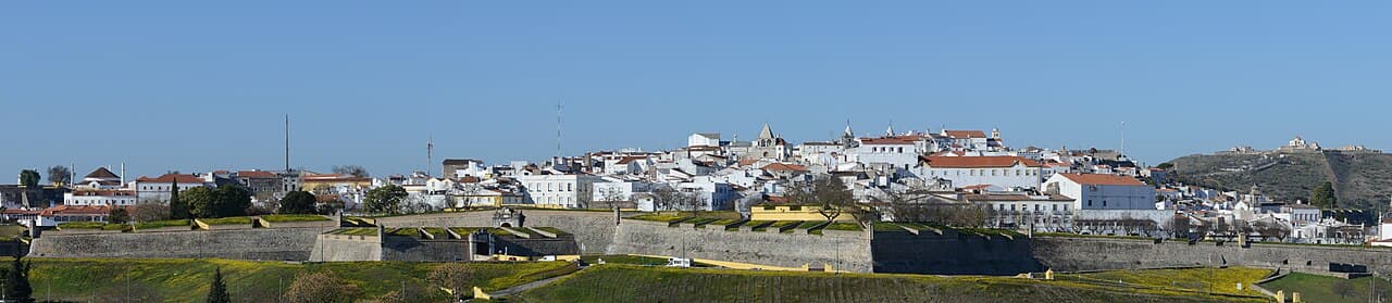 Ville de garnison frontalière d’Elvas et ses fortifications
