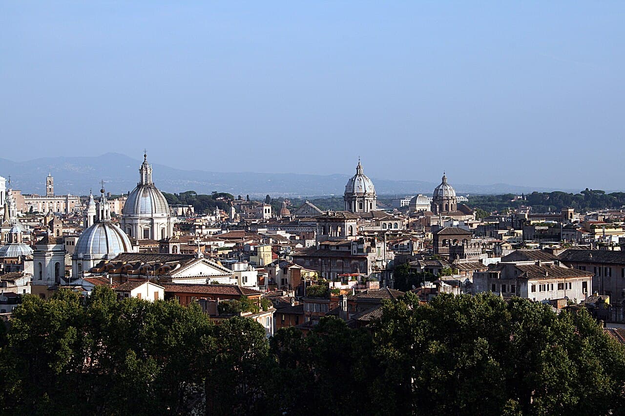 Centre historique de Rome, les biens du Saint-Siège situés dans cette ville bénéficiant des droits d'extra-territorialité et Saint-Paul-hors-les-Murs