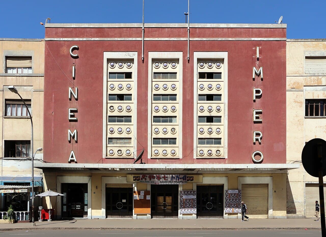 Asmara : une ville africaine moderniste