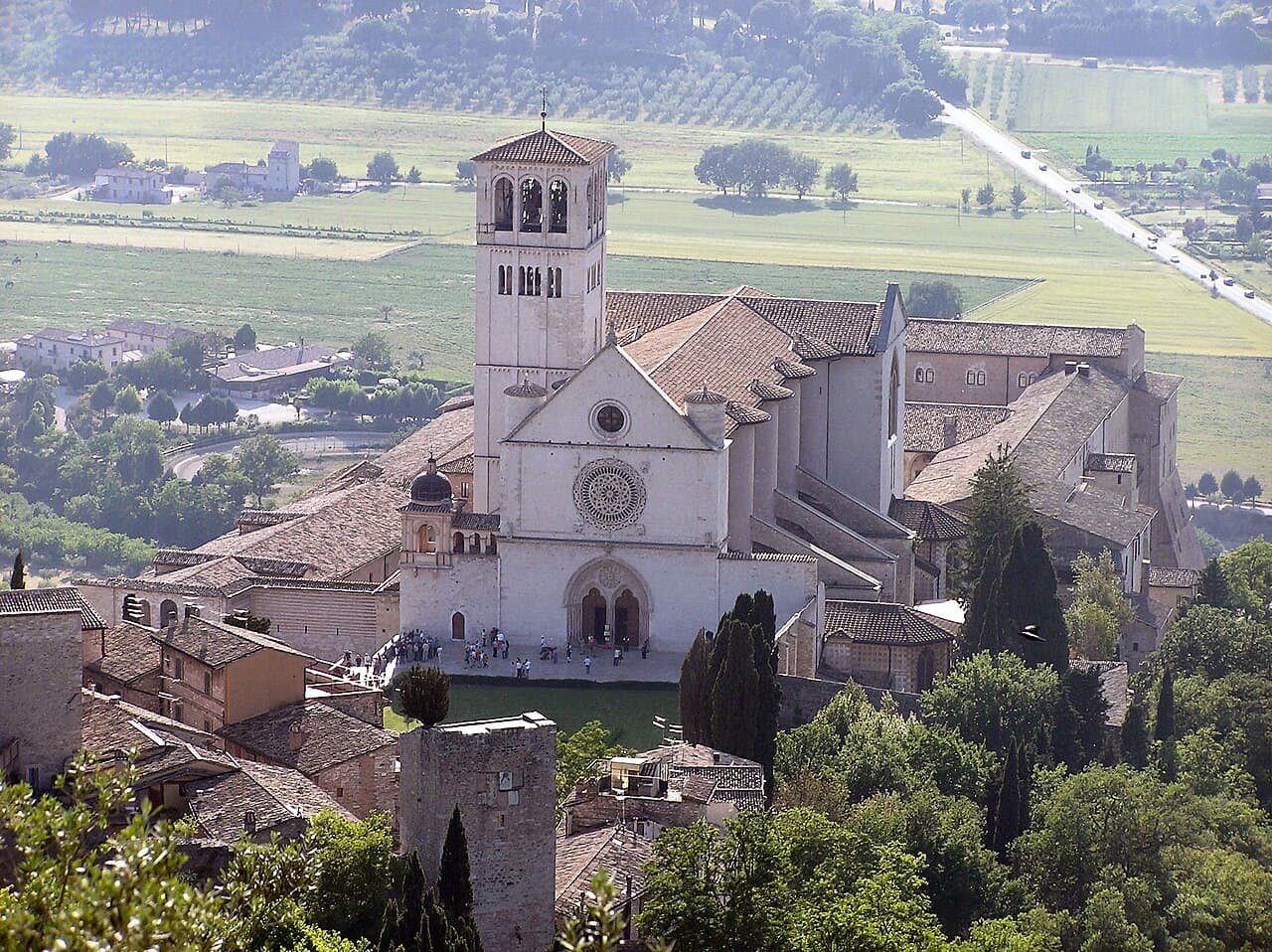 Assisi, the Basilica of San Francesco and Other Franciscan Sites