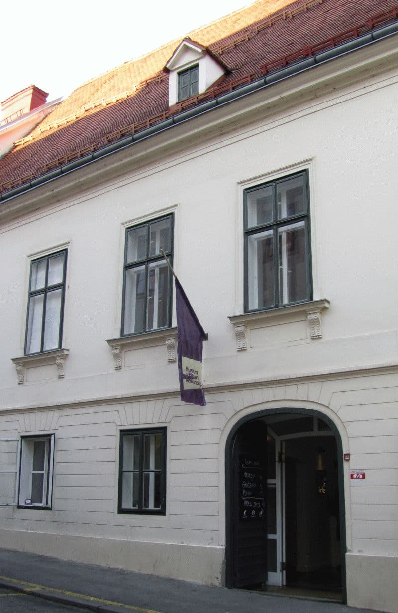 Musée des relations rompues
